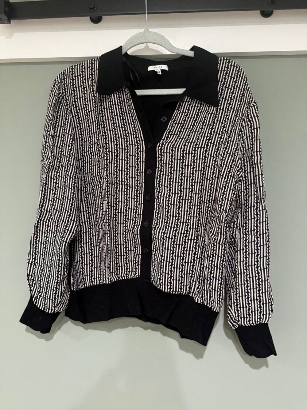 Reiss Olivia Black White Patterned Button-Front Cardigan